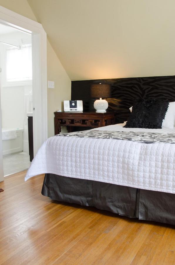 ستراتفورد Avery House B&B الغرفة الصورة